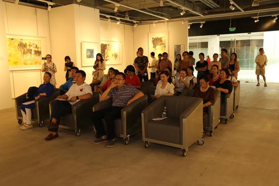 中西方文化交流沙龍暨華之寧《活水》作品回顧展三亞開幕_新浪海南_新浪網(wǎng)